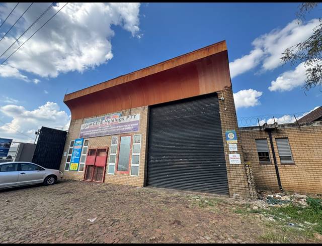 520M² WAREHOUSE TO LET IN PRETORIA WEST
